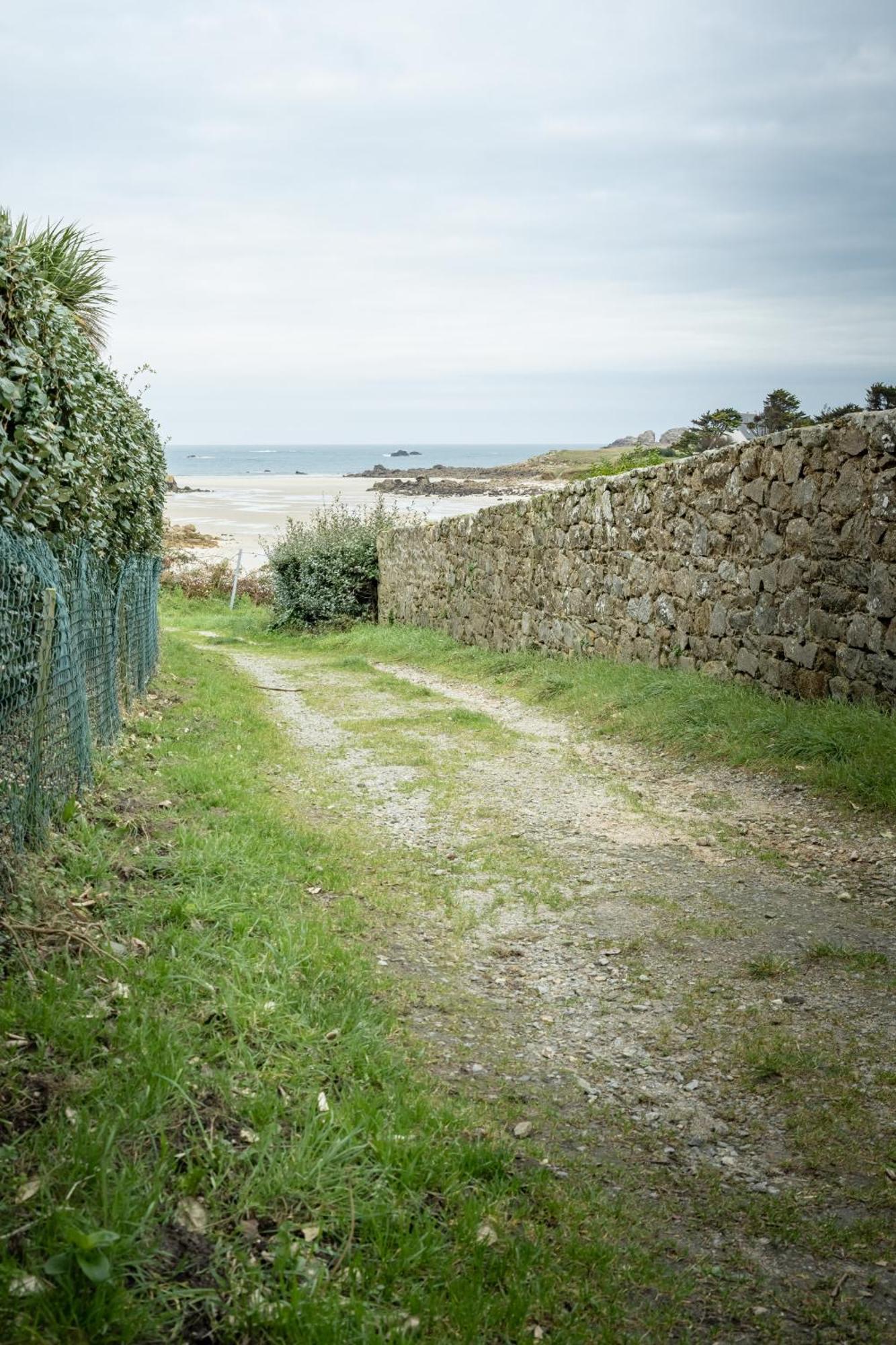 Ker Stivell - Superbe Maison Neuve A 2 Pas De La Mer Landunvez Extérieur photo